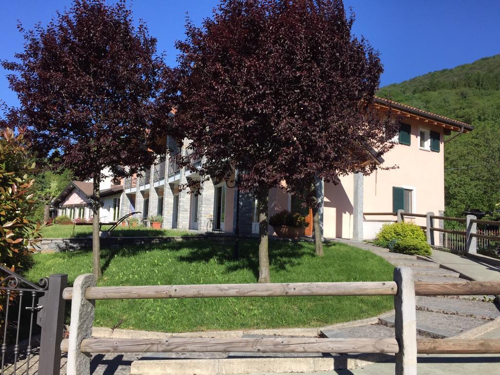 Garni Viggiona Hotel Trarego Eksteriør billede